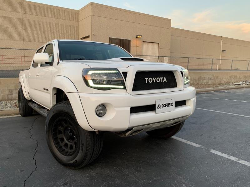 AlphaRex (LUXX-Series) 2005-2011 Toyota Tacoma LED Crystal Headlights - Jet Black