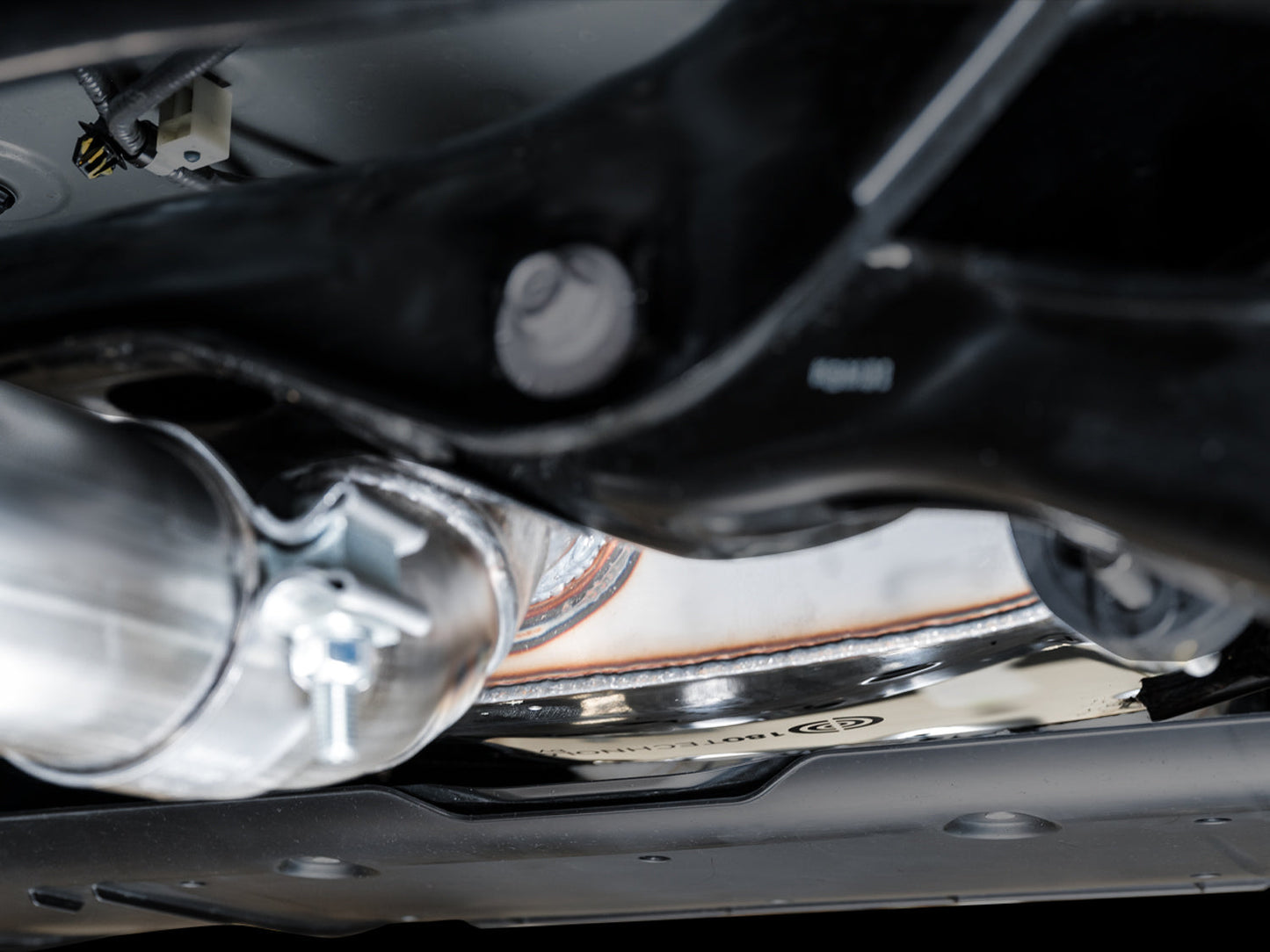 AWE Touring Edition Exhaust for FL5 Civic Type R - Triple Diamond Black Tips
