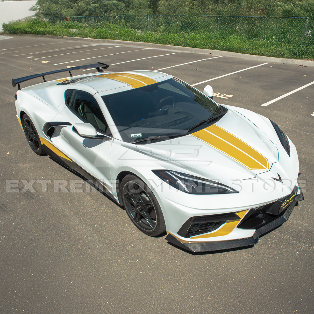 Chevrolet Corvette C8 DRY CARBON FIBER 5VM Side Skirts