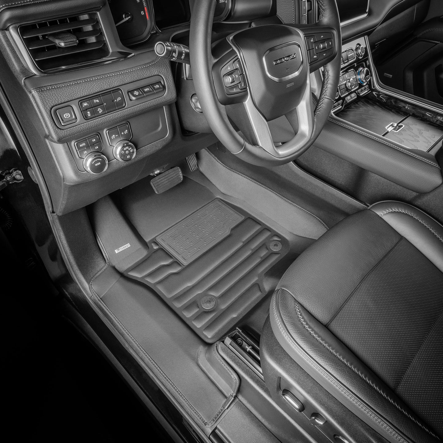 Chevrolet Suburban 8-Seater