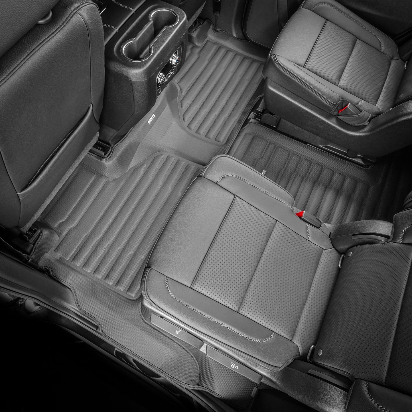 Chevrolet Suburban 8-Seater