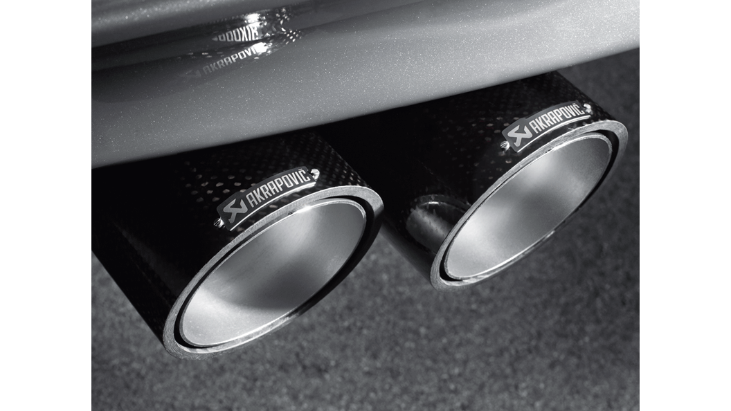Akrapovic E82 1M Coupe Evolution Exhaust System w/ Carbon Tail Pipe Set (Titanium)