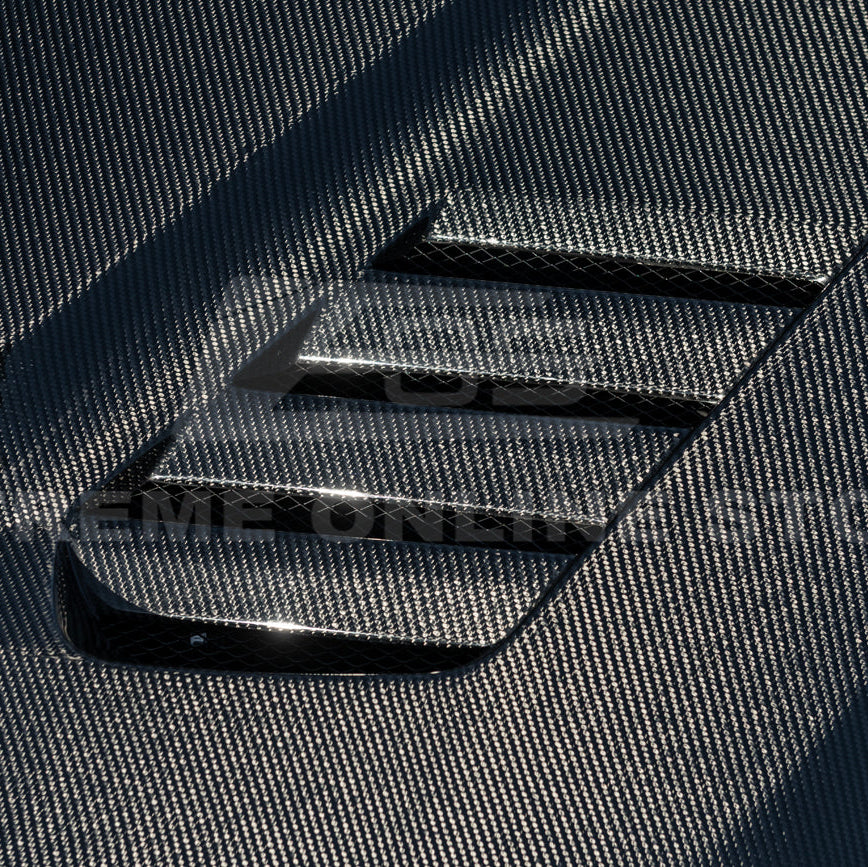 2023-Up BMW G87 M2 | V Style CARBON FIBER Front Vented Heat Extraction Hood