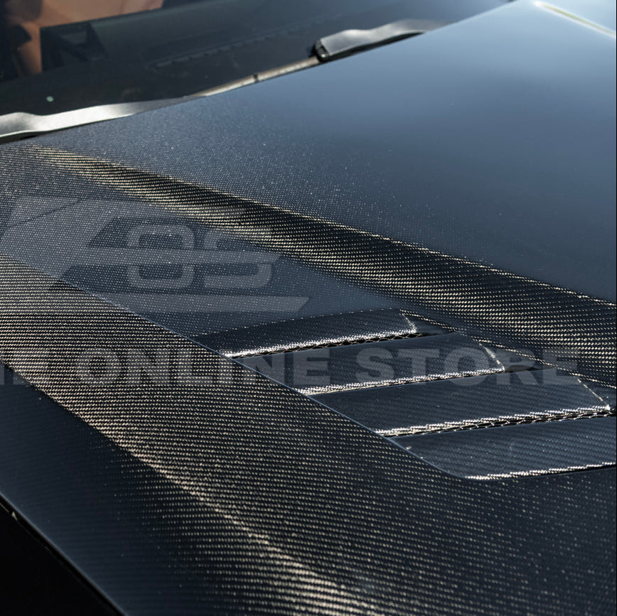 2023-Up BMW G87 M2 | V Style CARBON FIBER Front Vented Heat Extraction Hood