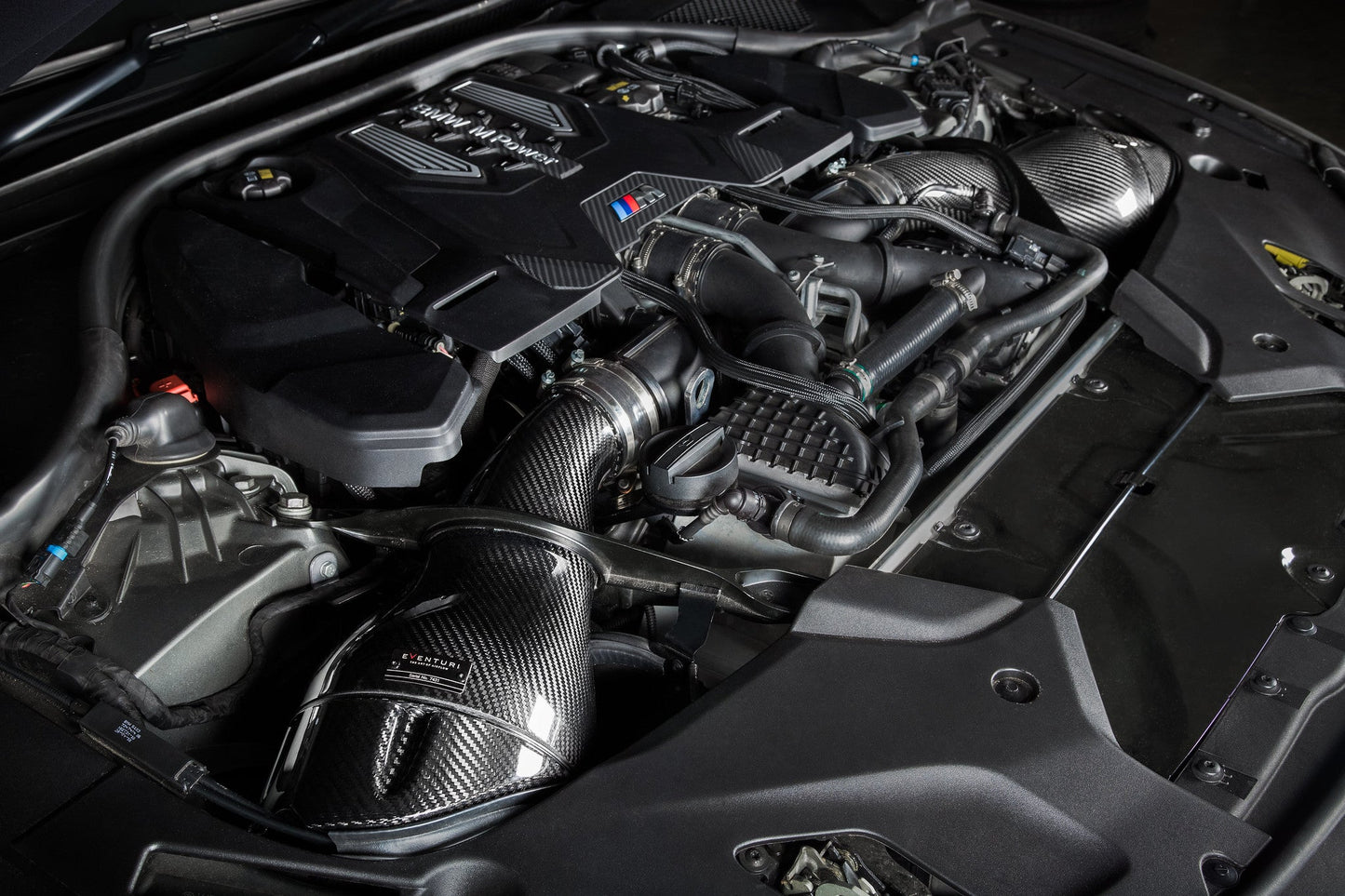Eventuri BMW F90 M5 S63M Black Carbon Shroud Set