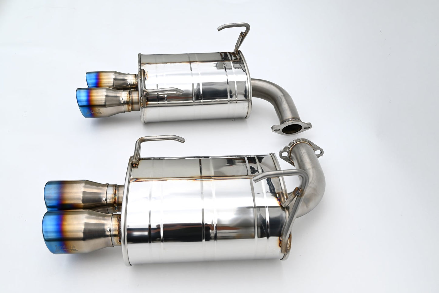 Invidia 22-Up Subaru WRX Axle Back Q300 3.5" Rolled Dual Wall Titanium Tip Exhaust