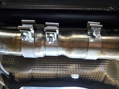 Invidia 17-21 VW Golf-R 7.5 Q300 Rolled Titanium tip Cat-back Exhaust(with Valve)