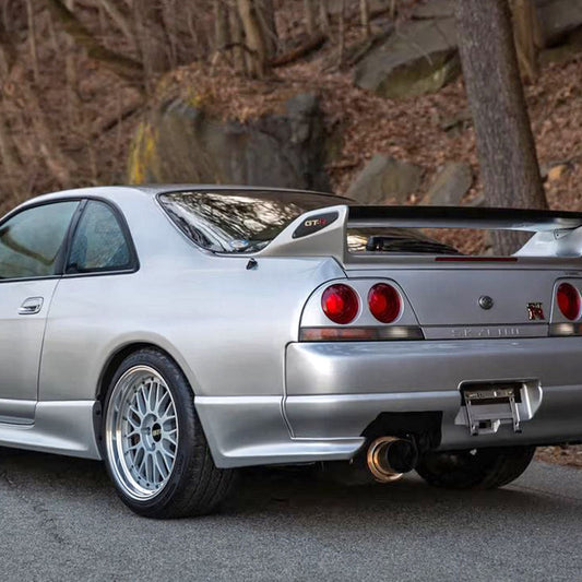 OE Style Rear Aprons For 1995-1998 Nissan GTR (R33)
