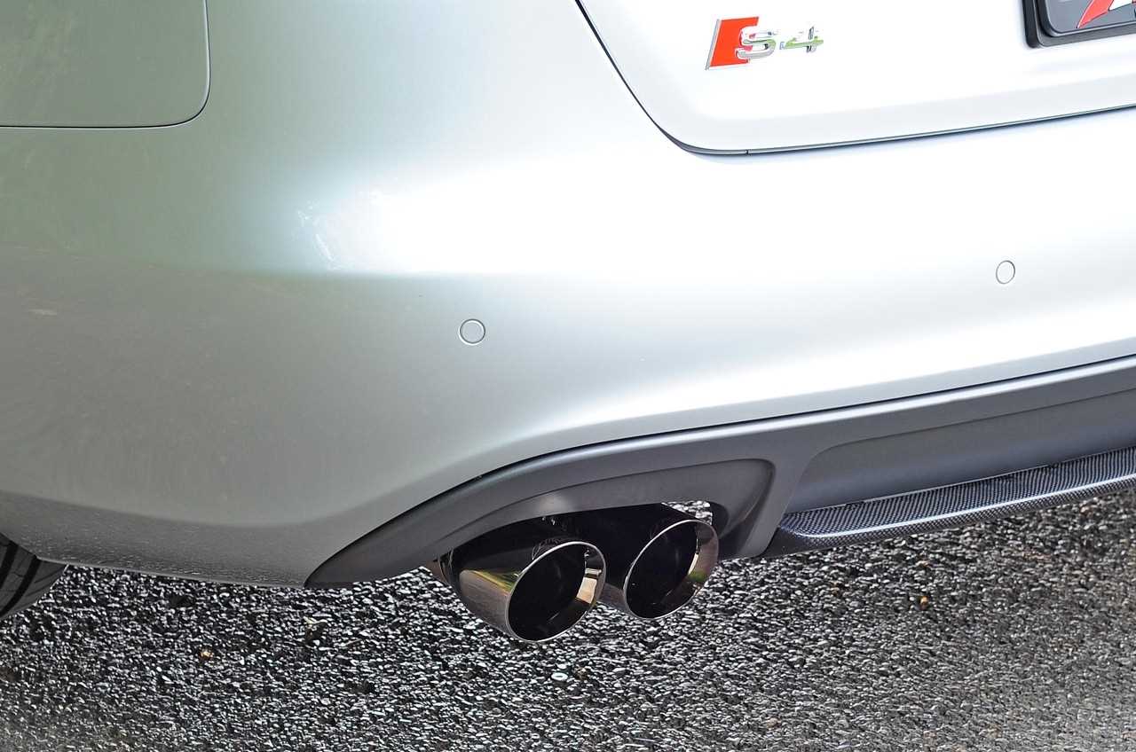 AWE Track Edition Exhaust for Audi B8 S4 3.0T - Diamond Black Tips (90mm)