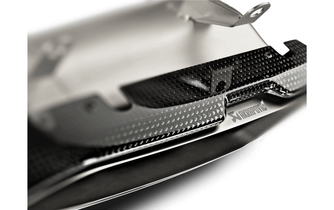 AKRAPOVIČ SLIP-ON LINE TITANIUM EXHAUST SYSTEM: 2016–2018 AUDI R8 COUPÉ/SPYDER