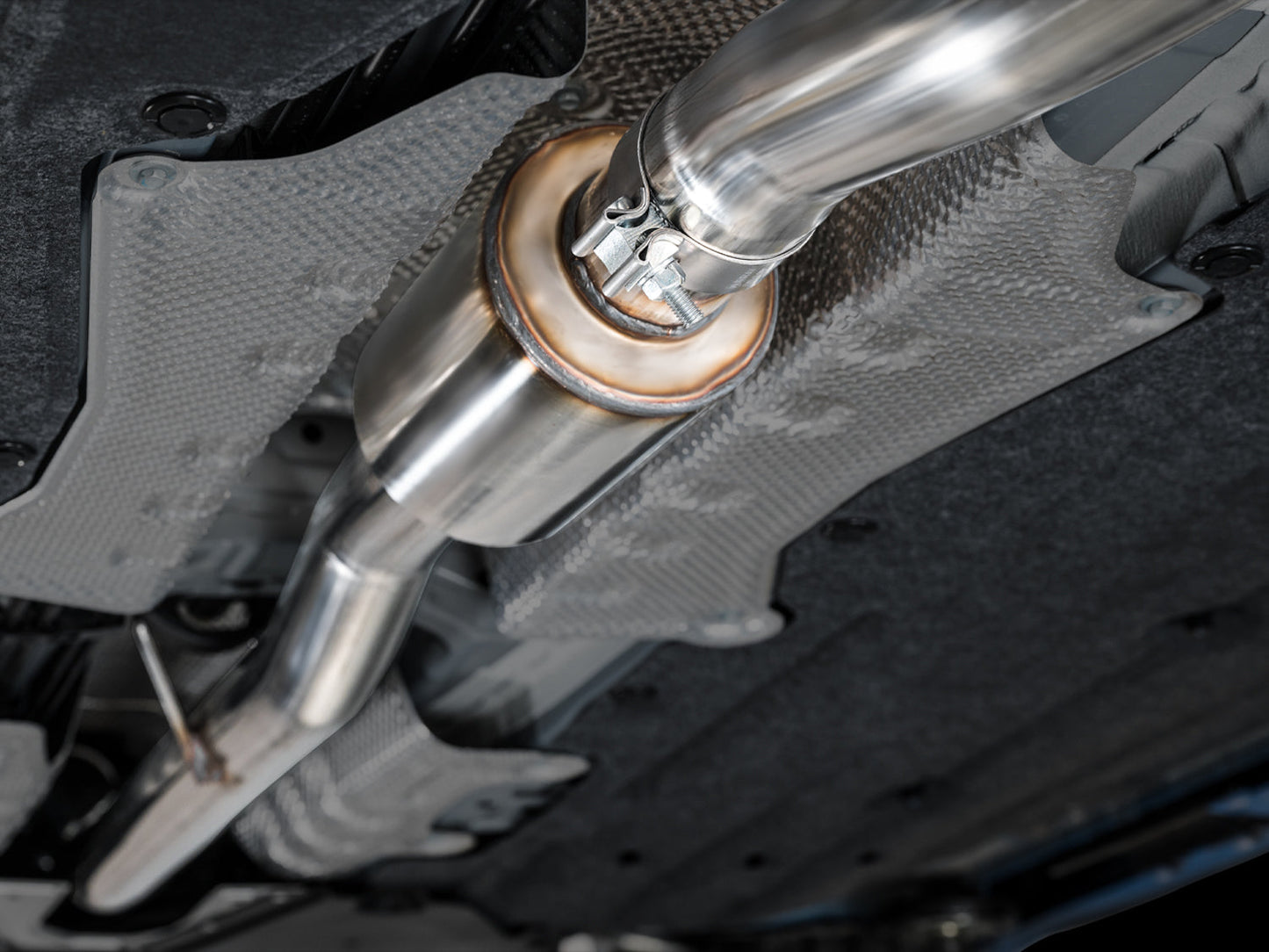AWE Touring Edition Exhaust for FL5 Civic Type R - Triple Chrome Silver Tips